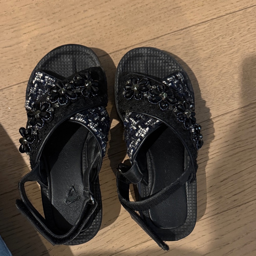 Kurt Geiger Blue and Black Sandals